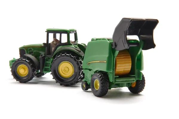 Mini Trator John Deere com enfardadeira de fardos redondos - Image 2